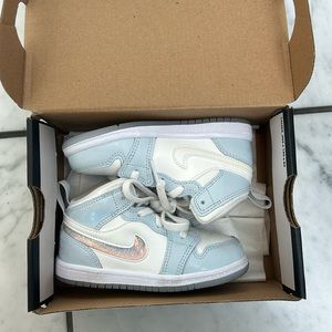 Air Jordan size 8 Toddler shoe .